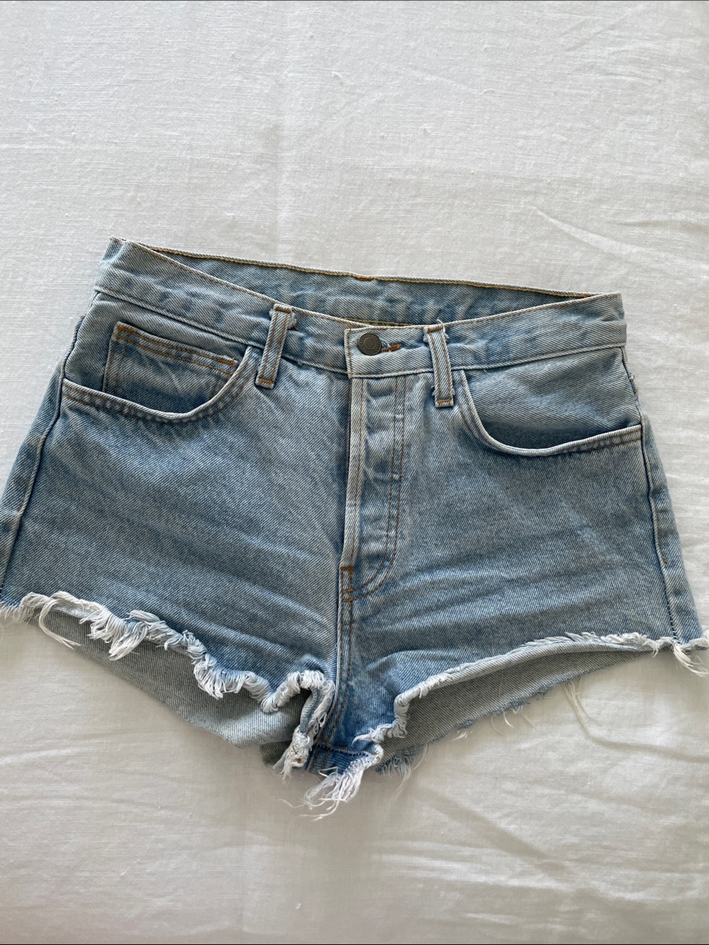Denim High-Rise Frayed Hem Women's Shorts - Light Blue